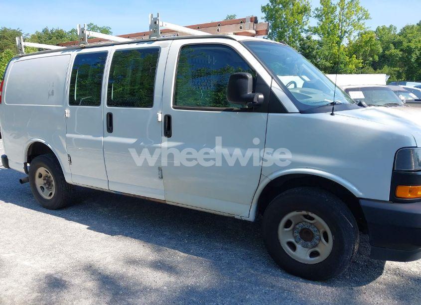Photo 13 of 2020 Chevrolet Express CARGO RWD 3500 REGULAR WHEELBASE WT (VIN 1GCZGGFG4L1199102)