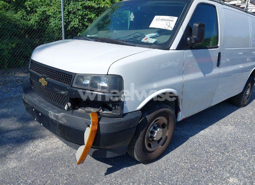 Photo 6 of 2020 Chevrolet Express CARGO RWD 3500 REGULAR WHEELBASE WT (VIN 1GCZGGFG4L1199102)