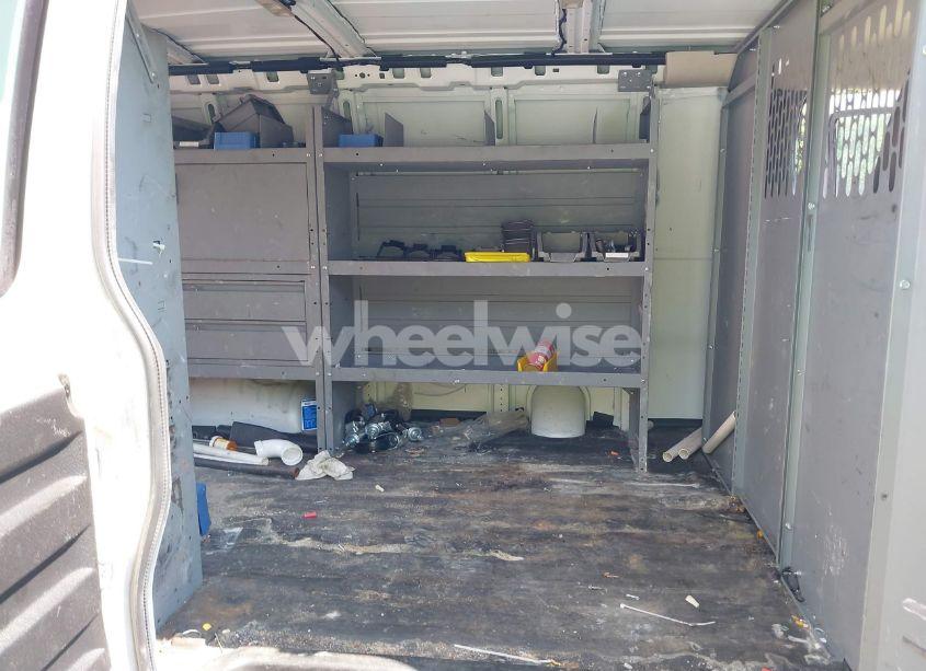 Photo 8 of 2020 Chevrolet Express CARGO RWD 3500 REGULAR WHEELBASE WT (VIN 1GCZGGFG4L1199102)