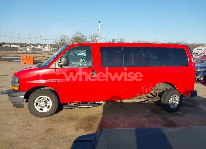 Photo 15 of 2020 Chevrolet Express CARGO RWD 3500 REGULAR WHEELBASE WT (VIN 1GCZGGFG5L1188853)