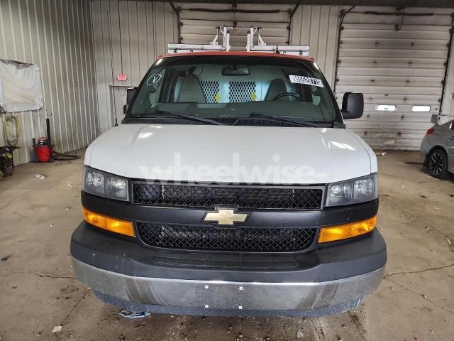 Photo 9 of 2020 CHEVROLET EXPRESS G3500 (VIN 1GCZGGFG5L1235525)