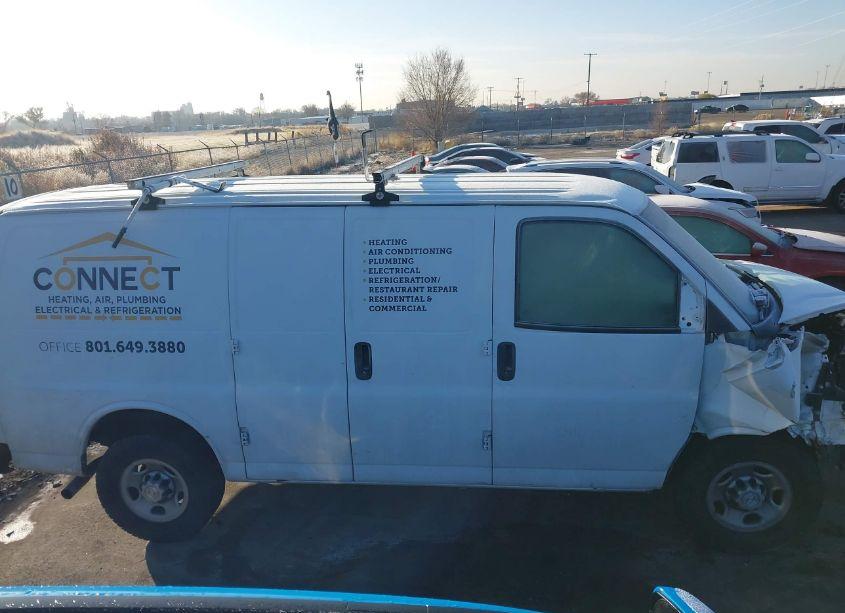 Photo 13 of 2017 Chevrolet Express 3500 WORK VAN (VIN 1GCZGGFG6H1242250)