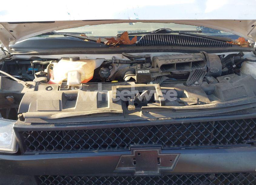 Photo 10 of 2019 Chevrolet Express 3500 WORK VAN (VIN 1GCZGGFG8K1370044)