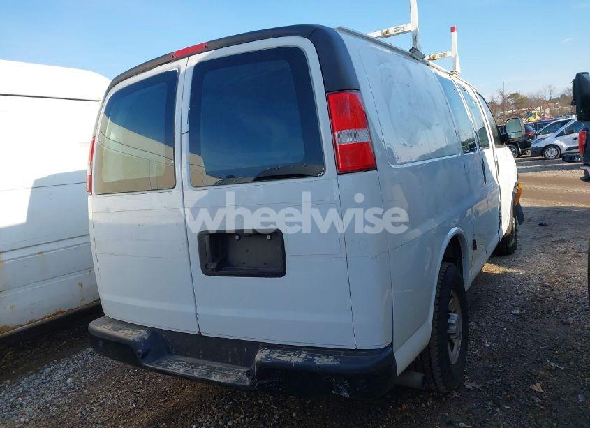 Photo 4 of 2019 Chevrolet Express 3500 WORK VAN (VIN 1GCZGGFG8K1370044)