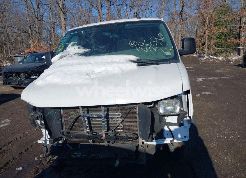 Photo 12 of 2017 Chevrolet Express 3500 WORK VAN (VIN 1GCZGGFGXH1141079)