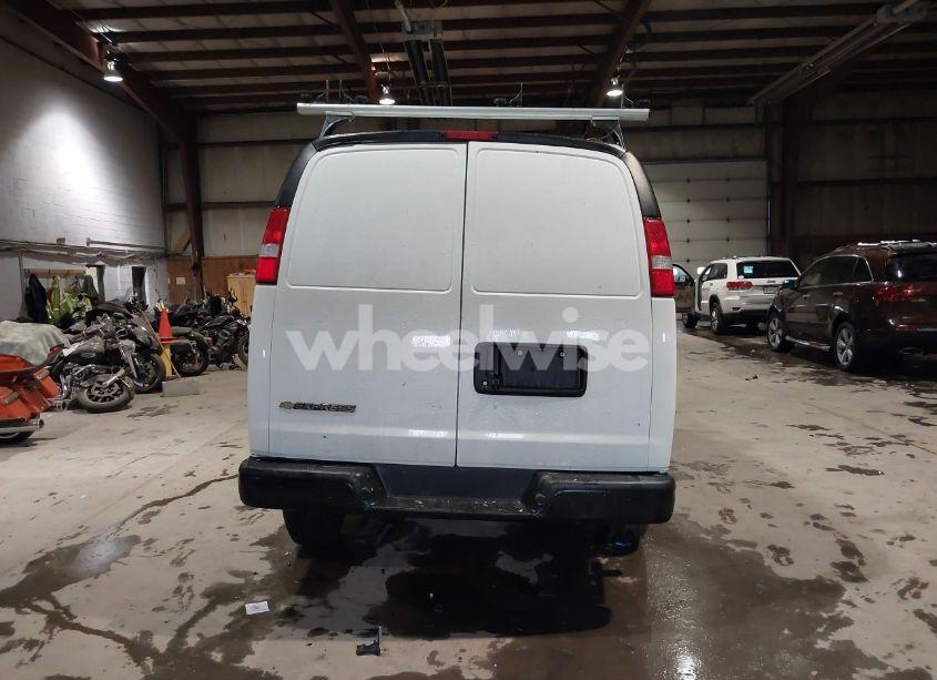 Photo 17 of 2019 Chevrolet Express 3500 WORK VAN (VIN 1GCZGGFP2K1332177)