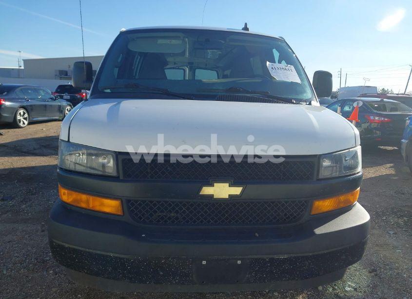 Photo 12 of 2022 Chevrolet Express CARGO RWD 3500 EXTENDED WHEELBASE WT (VIN 1GCZGHF72N1157617)