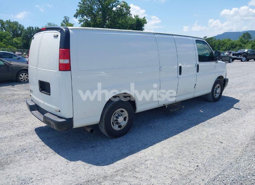 Photo 4 of 2017 Chevrolet Express 3500 WORK VAN (VIN 1GCZGHFF7H1247597)