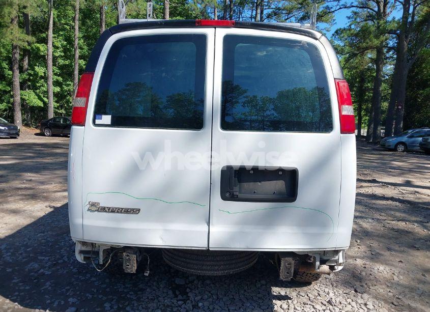 Photo 6 of 2017 Chevrolet Express 3500 WORK VAN (VIN 1GCZGHFF9H1136193)