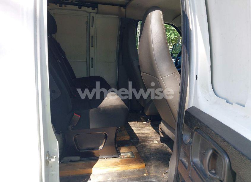 Photo 8 of 2017 Chevrolet Express 3500 WORK VAN (VIN 1GCZGHFF9H1136193)