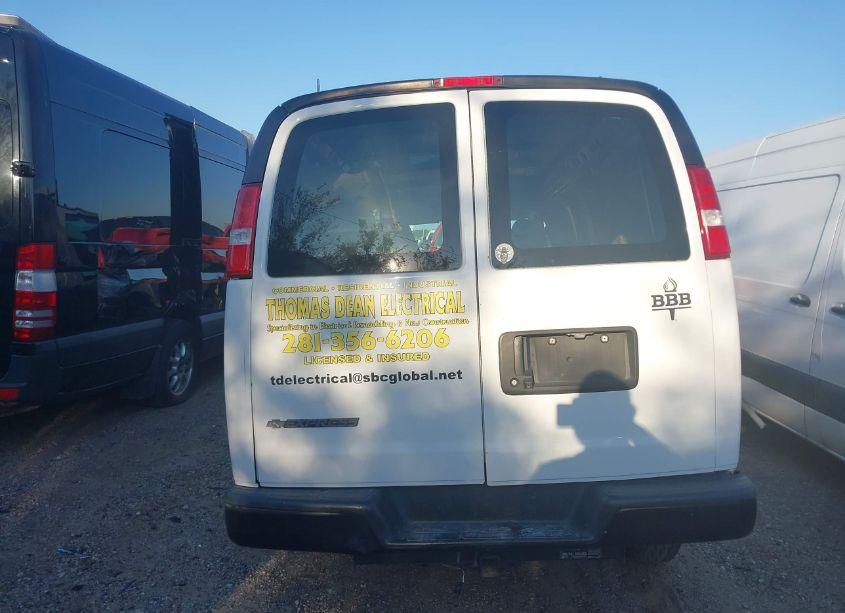 Photo 16 of 2020 Chevrolet Express CARGO RWD 3500 EXTENDED WHEELBASE WT (VIN 1GCZGHFG3L1271915)