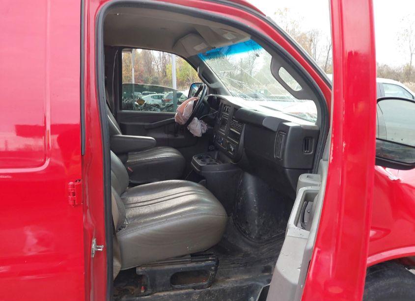 Photo 5 of 2017 Chevrolet Express 3500 WORK VAN (VIN 1GCZGHFG4H1295065)