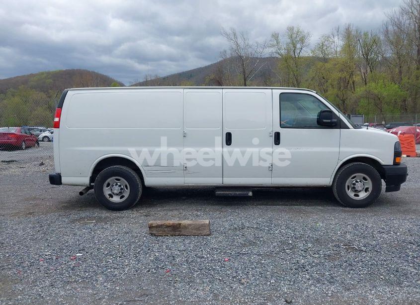 Photo 13 of 2019 Chevrolet Express 3500 WORK VAN (VIN 1GCZGHFG7K1209948)