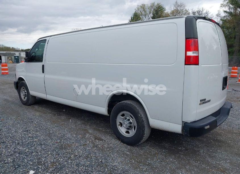 Photo 3 of 2019 Chevrolet Express 3500 WORK VAN (VIN 1GCZGHFG7K1209948)
