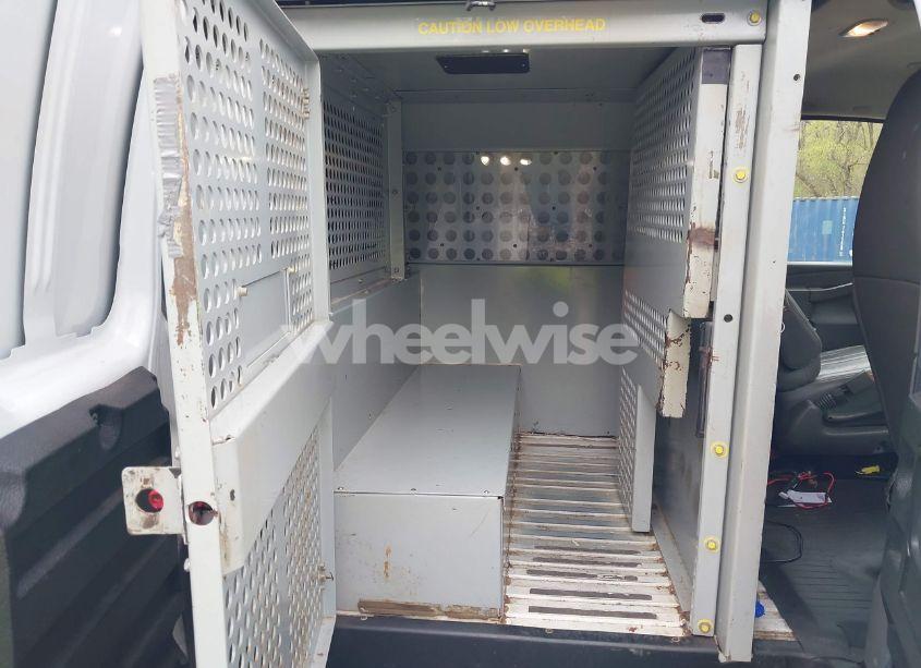 Photo 8 of 2019 Chevrolet Express 3500 WORK VAN (VIN 1GCZGHFG7K1209948)