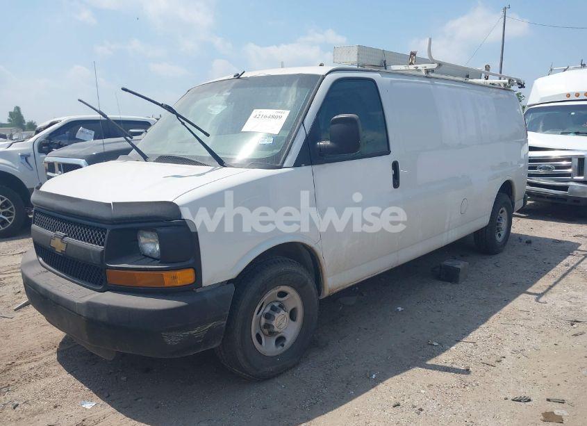 Photo 2 of 2016 Chevrolet Express 3500 (VIN 1GCZGHFG9G1163806)