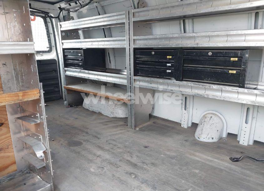 Photo 8 of 2016 Chevrolet Express 3500 (VIN 1GCZGHFG9G1163806)