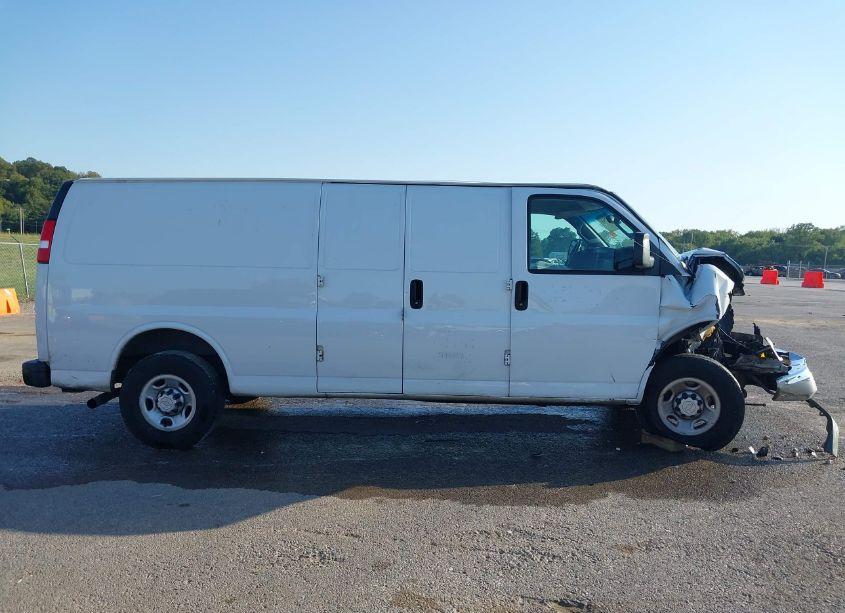 Photo 12 of 2019 Chevrolet Express 3500 WORK VAN (VIN 1GCZGHFP8K1197339)