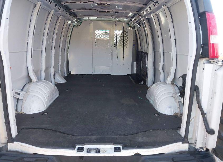 Photo 16 of 2019 Chevrolet Express 3500 WORK VAN (VIN 1GCZGHFP8K1197339)