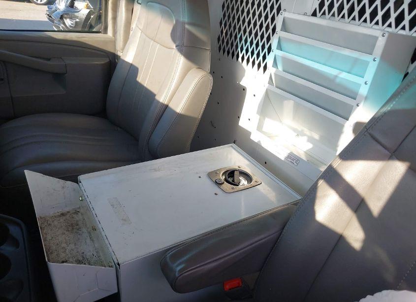 Photo 17 of 2019 Chevrolet Express 3500 WORK VAN (VIN 1GCZGHFP8K1197339)