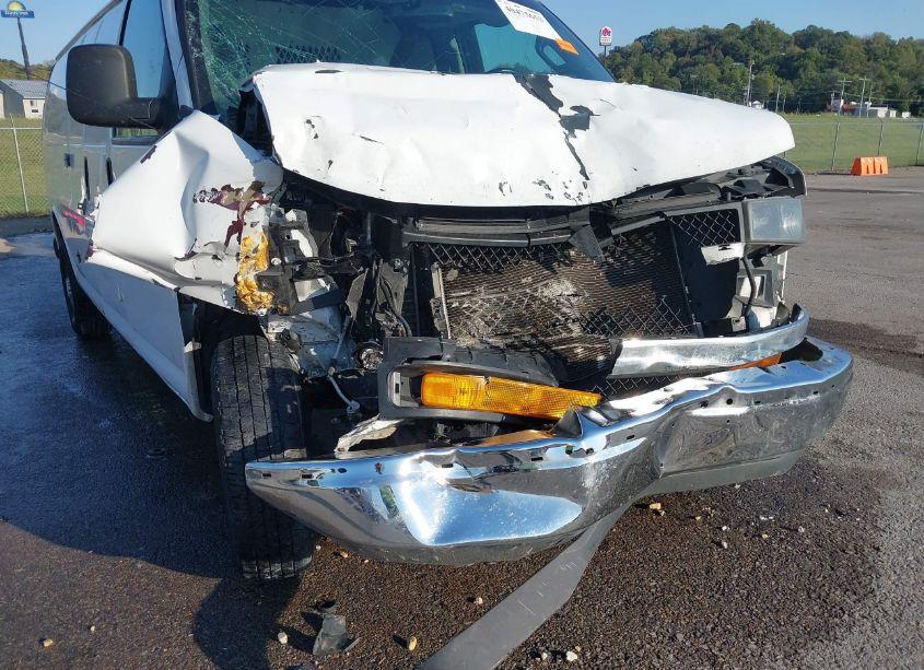 Photo 6 of 2019 Chevrolet Express 3500 WORK VAN (VIN 1GCZGHFP8K1197339)