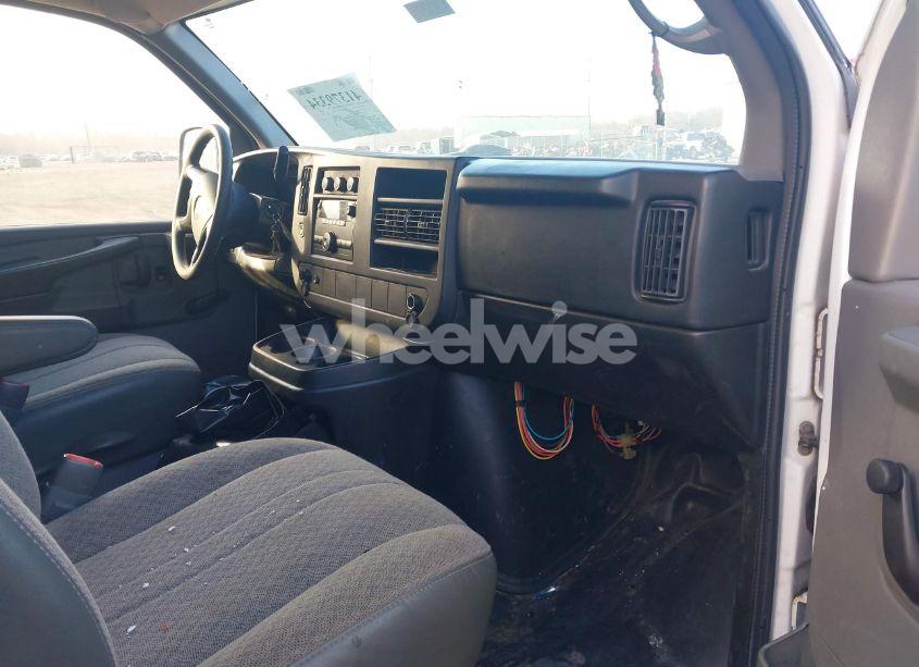 Photo 5 of 2013 Chevrolet Express 3500 WORK VAN (VIN 1GCZGTBG9D1109295)