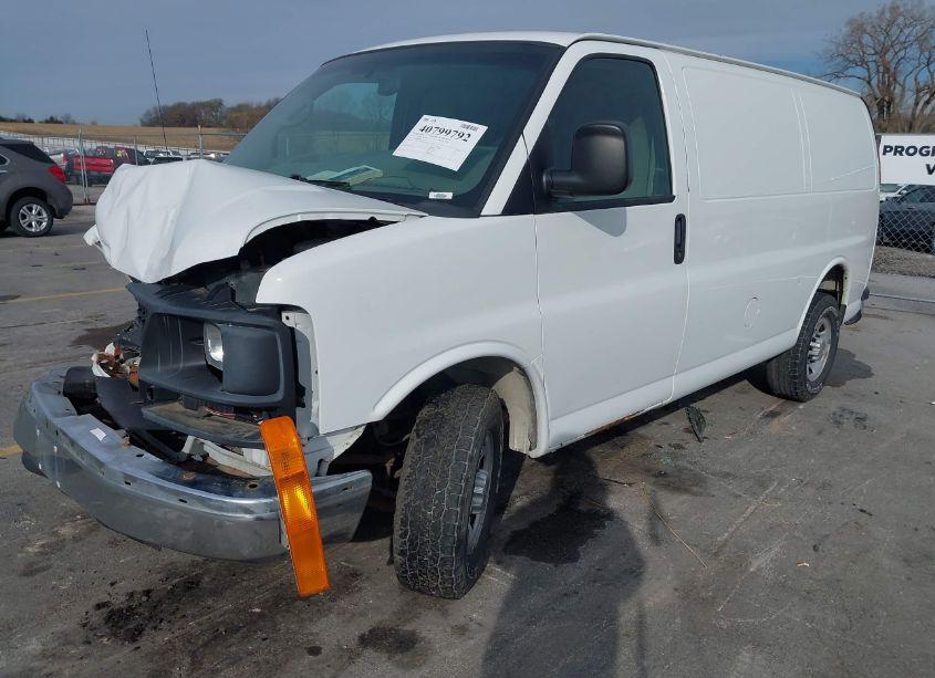 Photo 2 of 2014 Chevrolet Express 3500 WORK VAN (VIN 1GCZGTBGXE1107251)