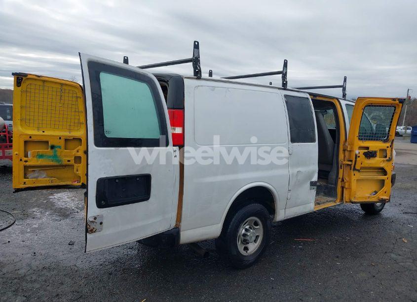 Photo 4 of 2011 Chevrolet Express 3500 WORK VAN (VIN 1GCZGTCG1B1152704)