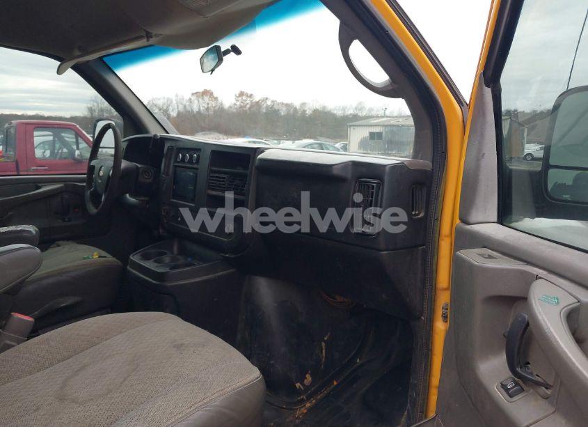 Photo 5 of 2011 Chevrolet Express 3500 WORK VAN (VIN 1GCZGTCG1B1152704)