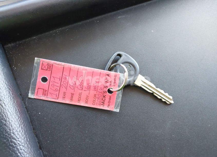 Photo 11 of 2014 Chevrolet Express 3500 WORK VAN (VIN 1GCZGUBAXE1208016)