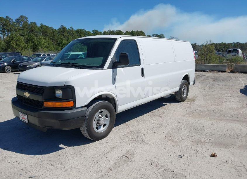 Photo 2 of 2014 Chevrolet Express 3500 WORK VAN (VIN 1GCZGUBAXE1208016)