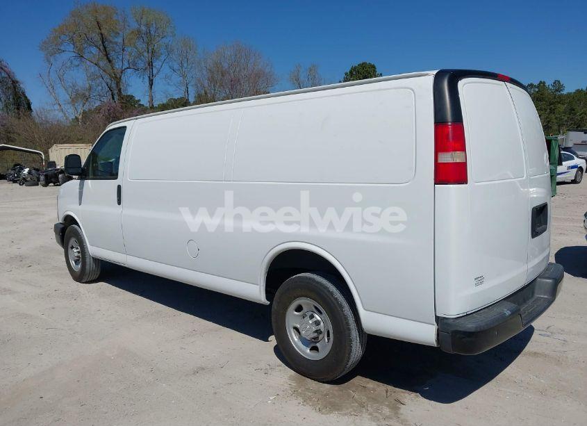 Photo 3 of 2014 Chevrolet Express 3500 WORK VAN (VIN 1GCZGUBAXE1208016)