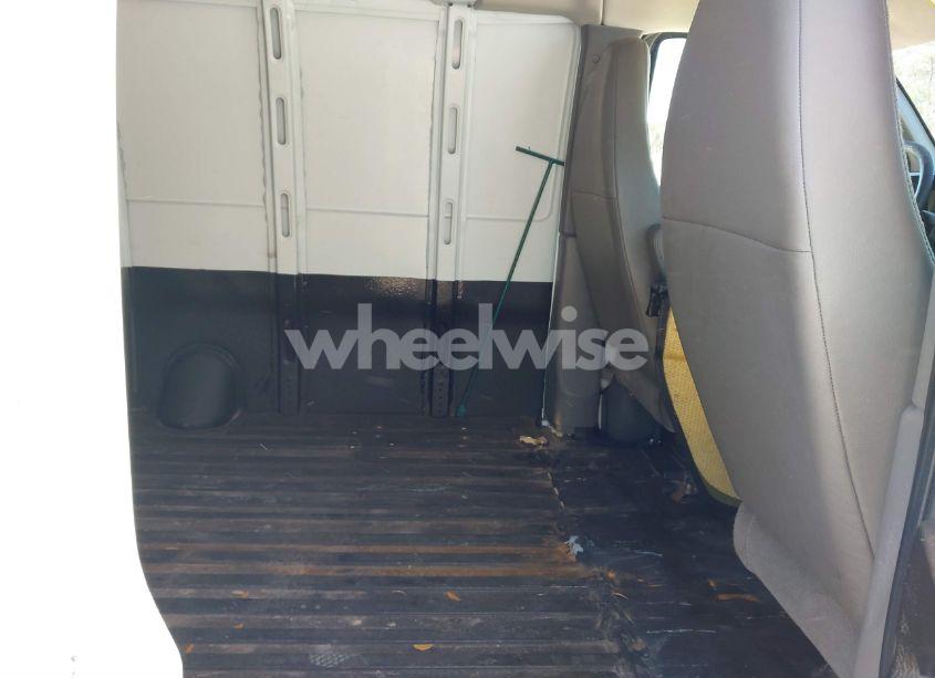 Photo 8 of 2014 Chevrolet Express 3500 WORK VAN (VIN 1GCZGUBAXE1208016)