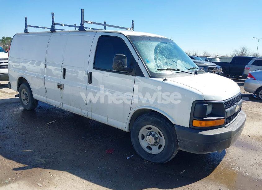 2013 Chevrolet Express 3500 WORK VAN (VIN 1GCZGUBG6D1119238) main photo