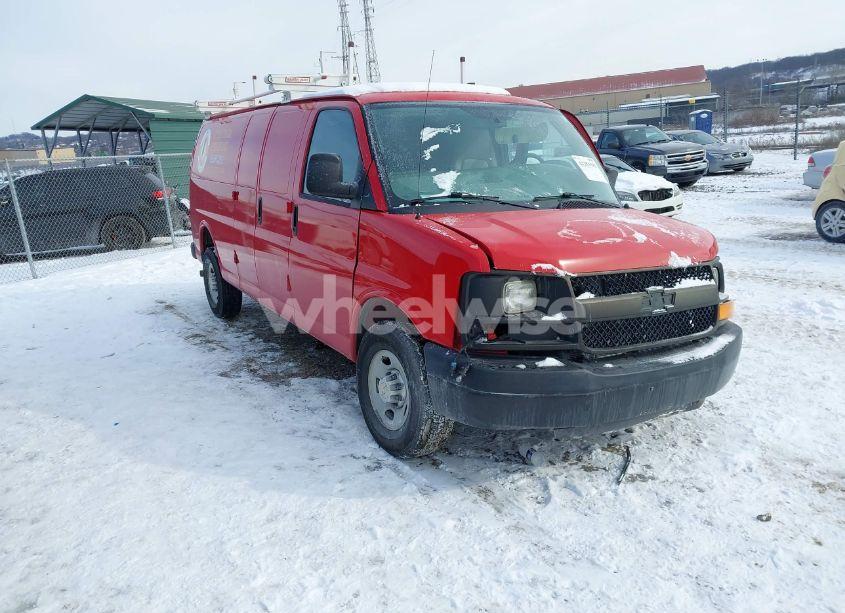 2013 Chevrolet Express 3500 WORK VAN (VIN 1GCZGUCA1D1176098) main photo