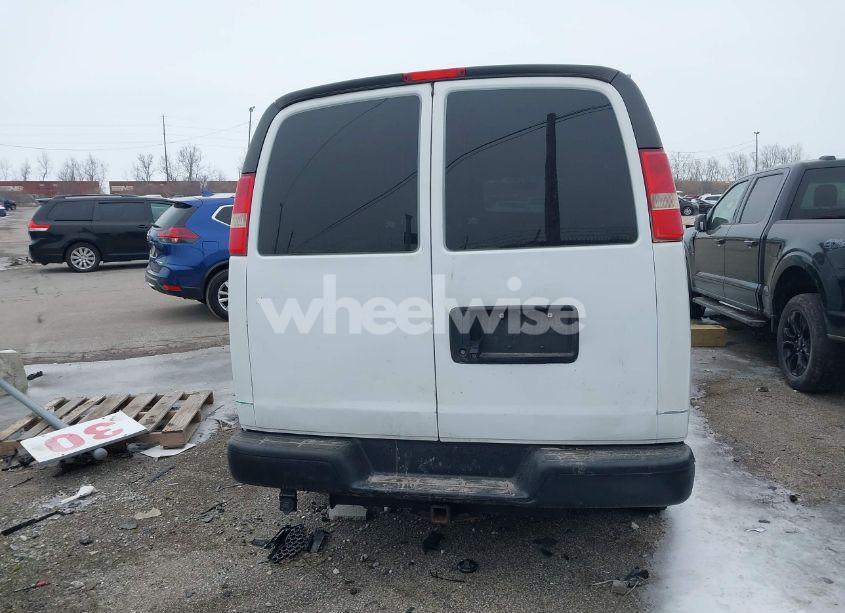 Photo 16 of 2015 Chevrolet Express 3500 WORK VAN (VIN 1GCZGUCG1F1101005)