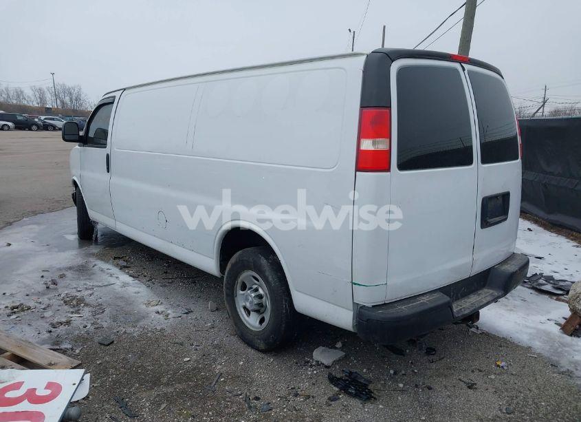 Photo 3 of 2015 Chevrolet Express 3500 WORK VAN (VIN 1GCZGUCG1F1101005)