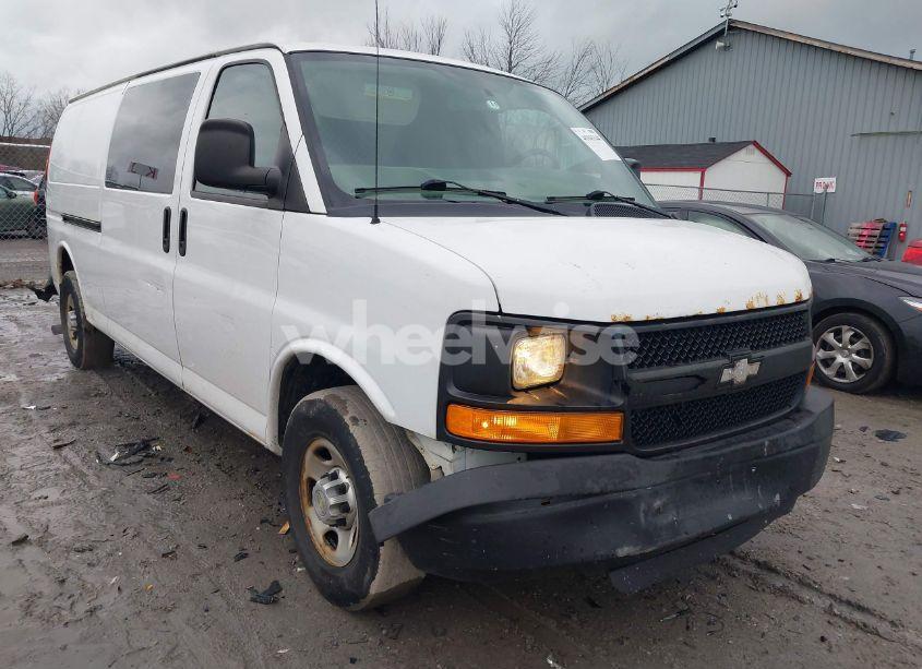 2014 Chevrolet Express 3500 WORK VAN (VIN 1GCZGUCGXE1130646) main photo