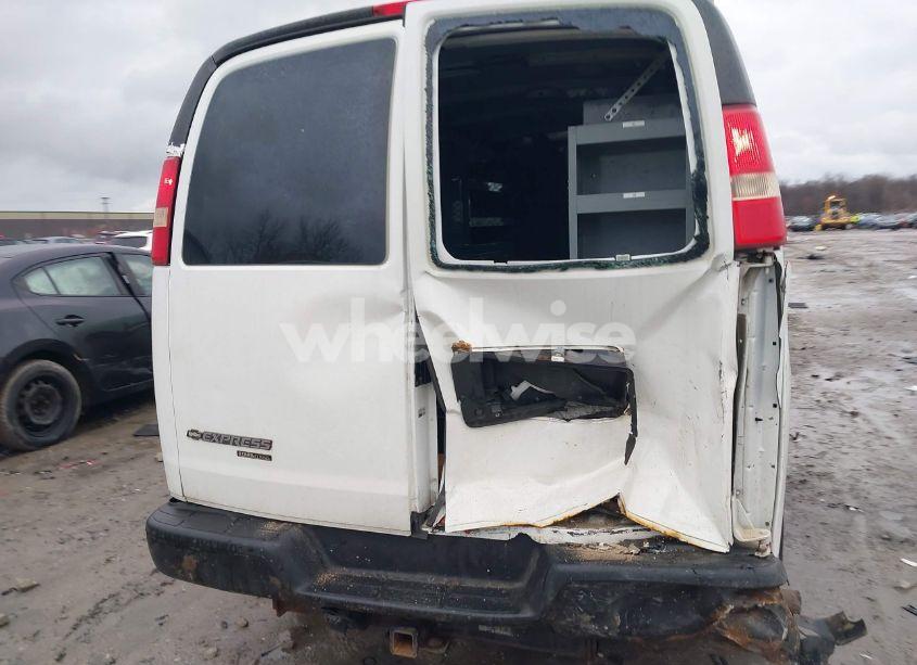 Photo 16 of 2014 Chevrolet Express 3500 WORK VAN (VIN 1GCZGUCGXE1130646)