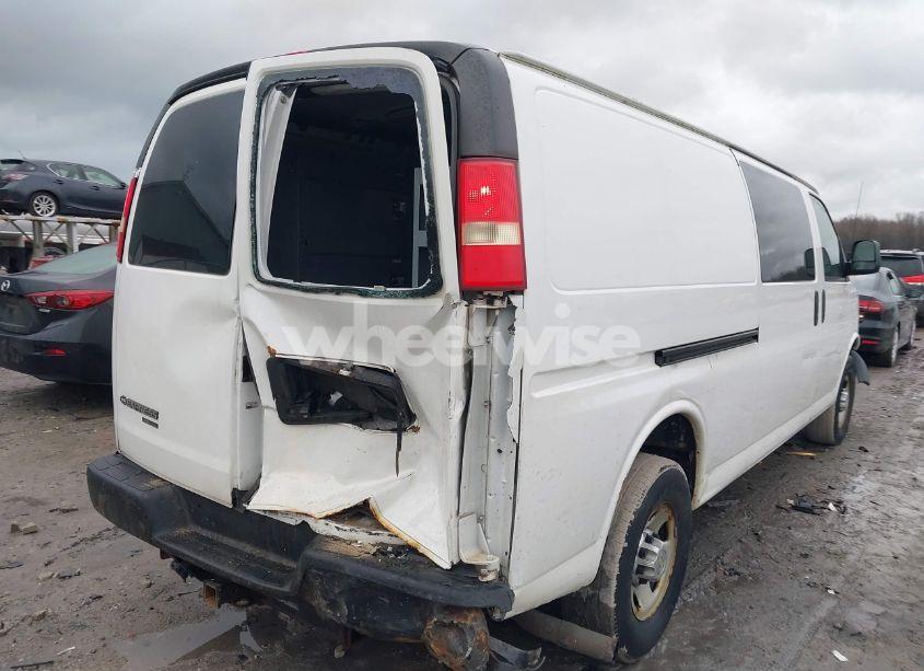 Photo 4 of 2014 Chevrolet Express 3500 WORK VAN (VIN 1GCZGUCGXE1130646)