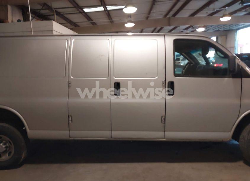 Photo 13 of 2015 Chevrolet Express 3500 WORK VAN (VIN 1GCZGUCGXF1144676)
