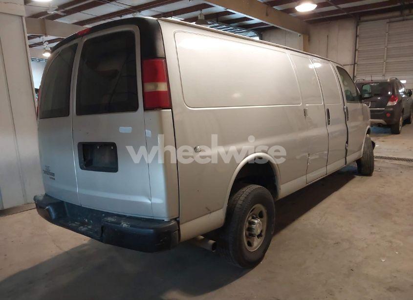 Photo 4 of 2015 Chevrolet Express 3500 WORK VAN (VIN 1GCZGUCGXF1144676)