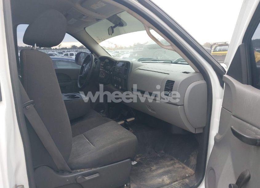 Photo 5 of 2011 Gmc Sierra 2500HD WORK TRUCK (VIN 1GD01ZCG9BF118179)