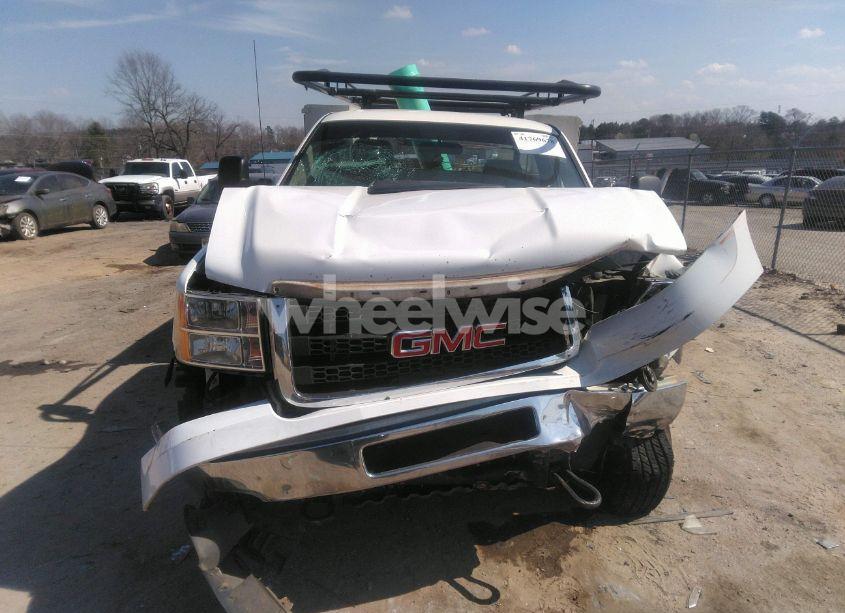 Photo 11 of 2011 Gmc Sierra 2500HD WORK TRUCK (VIN 1GD01ZCGXBF171201)