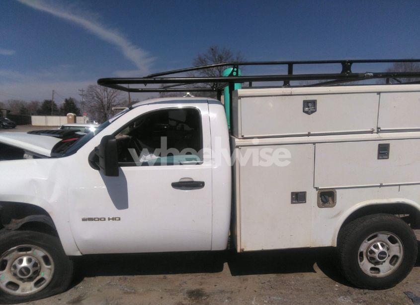 Photo 13 of 2011 Gmc Sierra 2500HD WORK TRUCK (VIN 1GD01ZCGXBF171201)