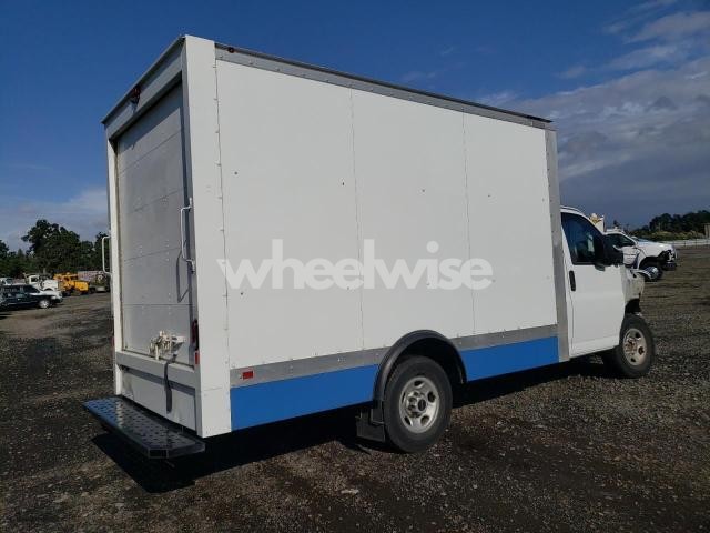 Photo 2 of 2023 GMC SAVANA CUTAWAY G3500 (VIN 1GD07RF74P1243928)