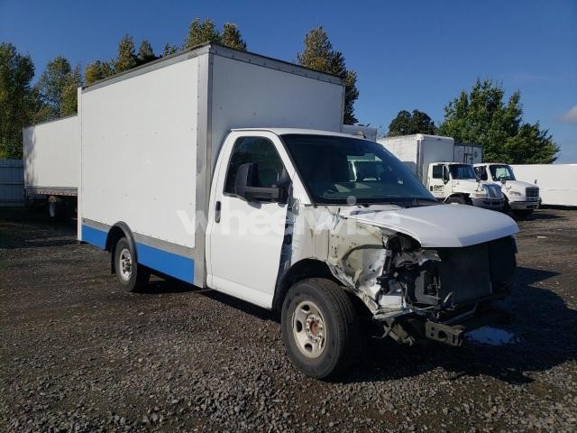 Photo 9 of 2023 GMC SAVANA CUTAWAY G3500 (VIN 1GD07RF74P1243928)