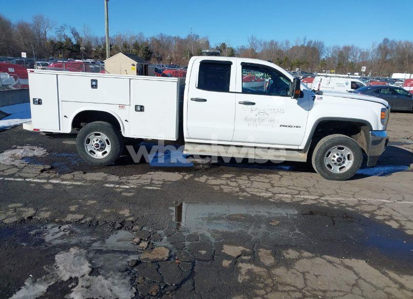 Photo 13 of 2016 Gmc Sierra 2500HD (VIN 1GD21REG6GZ322238)