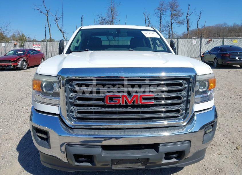 Photo 12 of 2015 Gmc Sierra 2500HD (VIN 1GD21XEG1FZ116733)