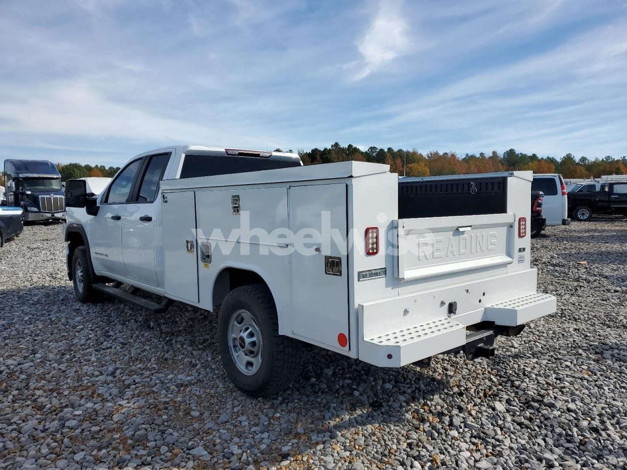 Photo 2 of 2020 GMC SIERRA UTILITY / SERVICE TRUCK (VIN 1GD29LE70LF278562)